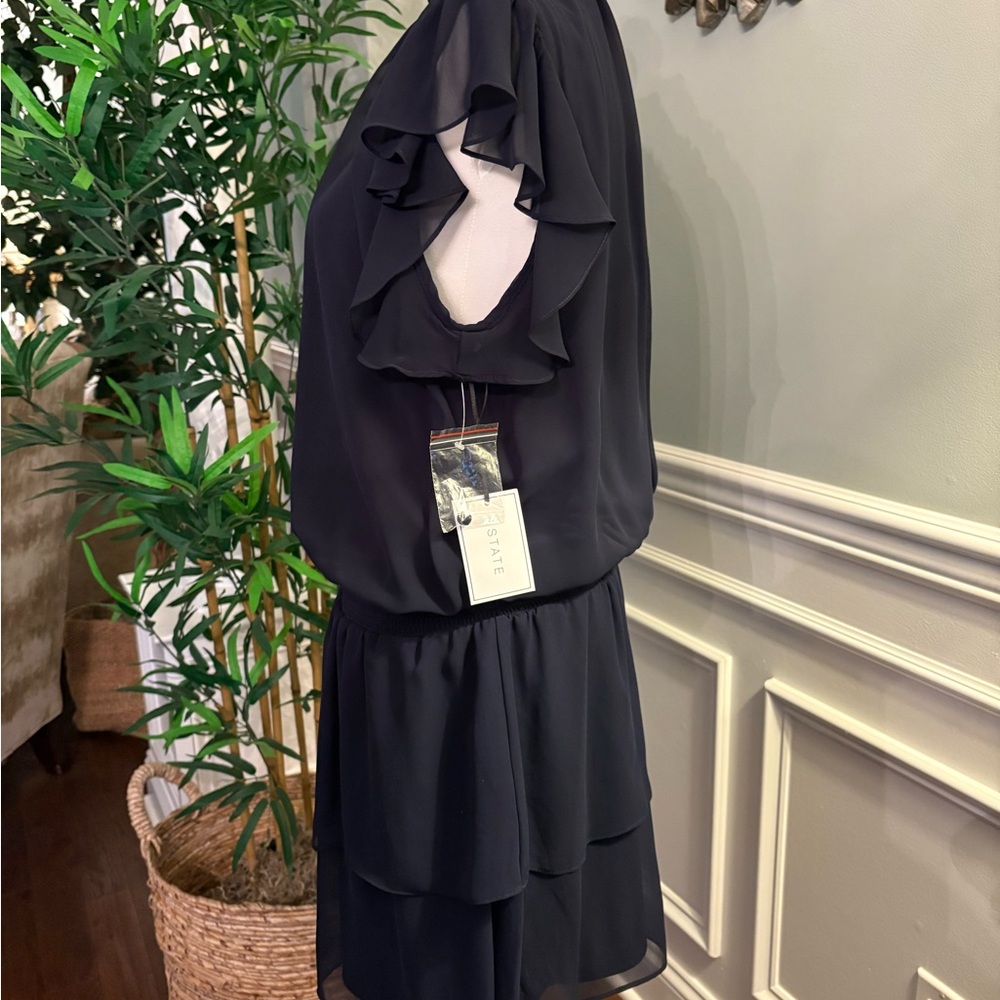 Elegant Navy Ruffle Dress - Picture 2 of 6